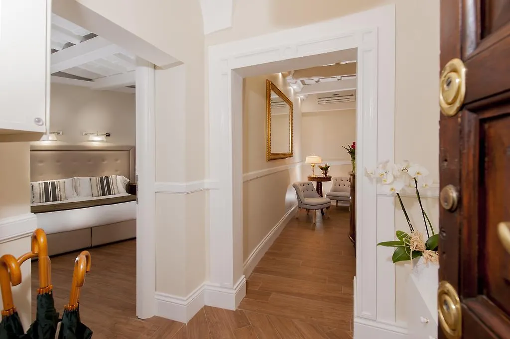 La Residenza Del Sole Al Pantheon Bed & Breakfast Rome